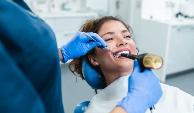 Diş İmplantı Tedavisi